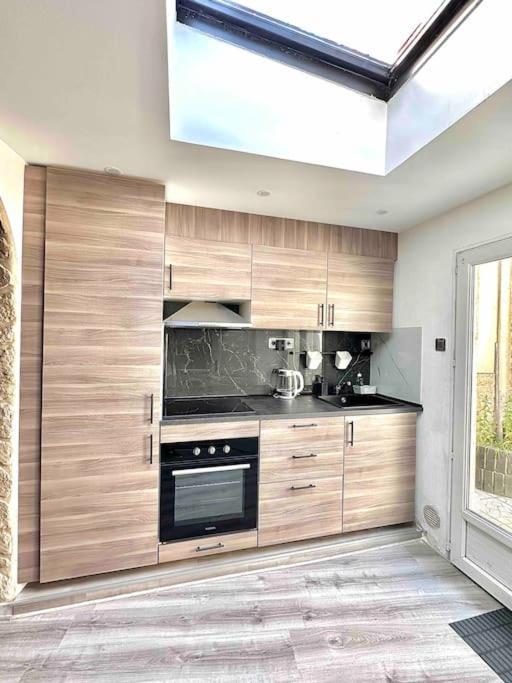Une Belle Maison Avec 2 Chambre Croix Exterior foto