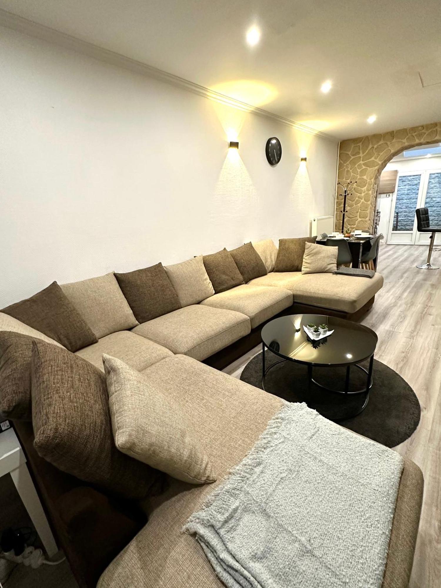 Une Belle Maison Avec 2 Chambre Croix Exterior foto