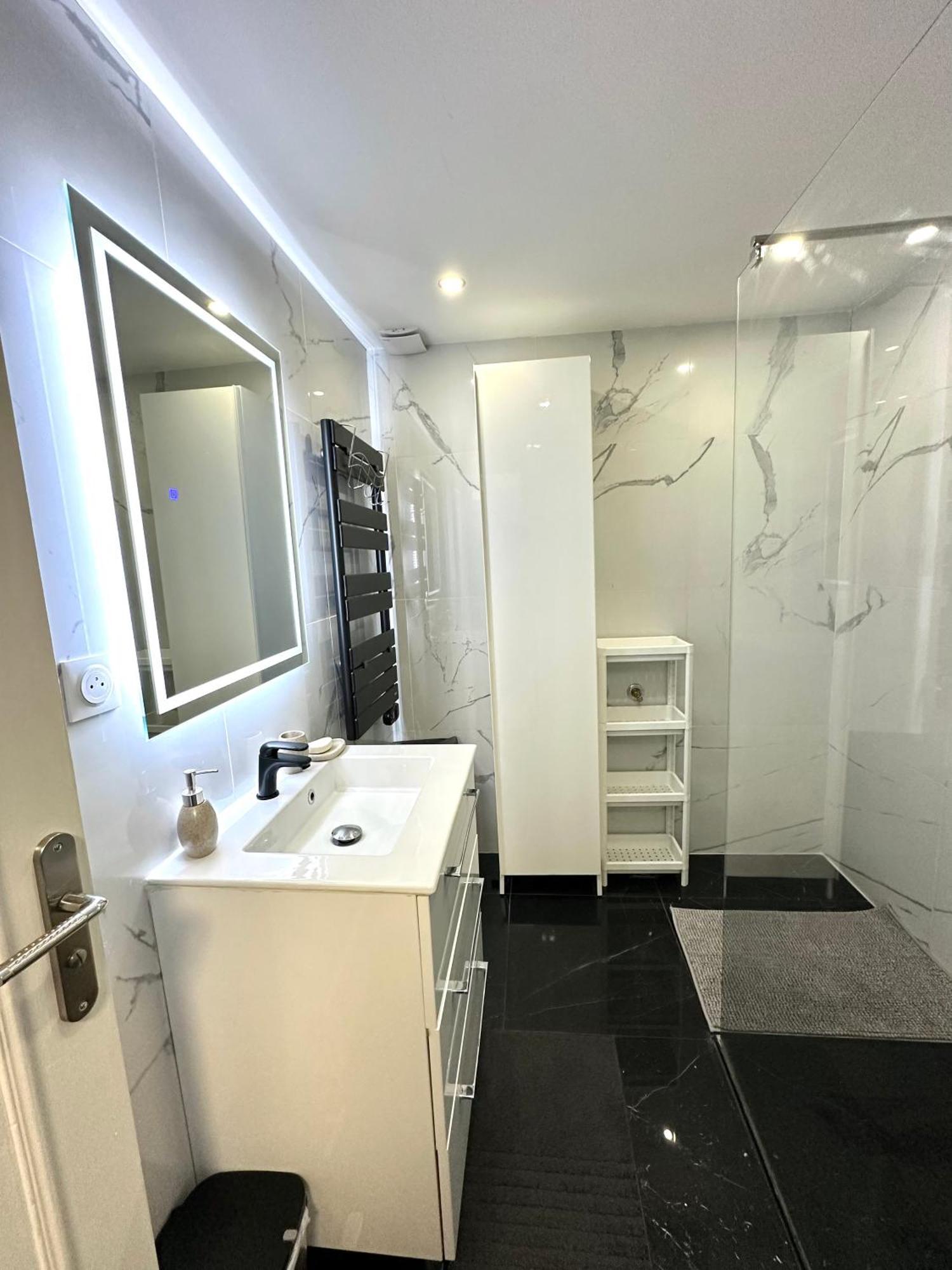 Une Belle Maison Avec 2 Chambre Croix Exterior foto